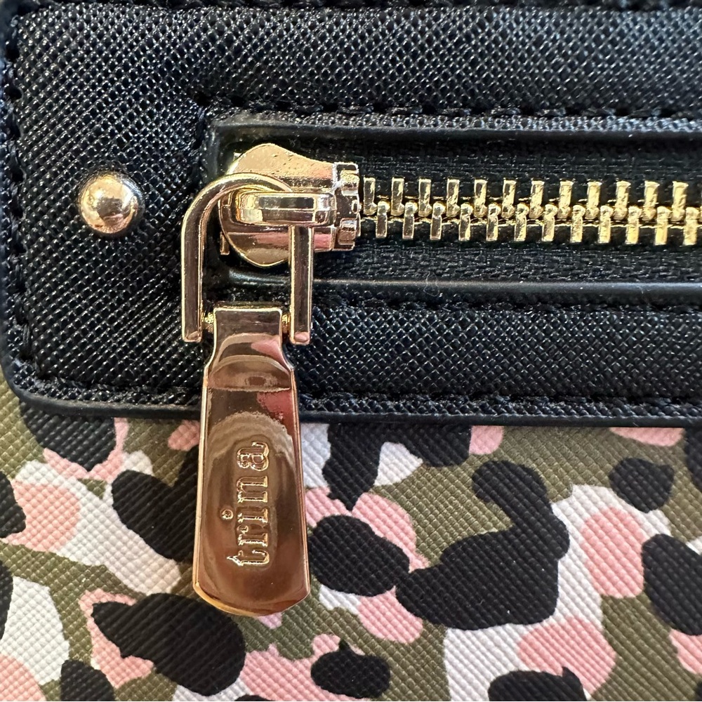 Trina Turk Pink and Green Leopard Print Tote - Picture 10 of 11
